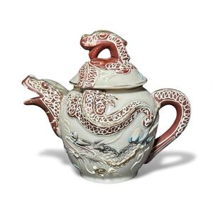 BEIS Ceramic Dragon Teapot in Cream and Brown